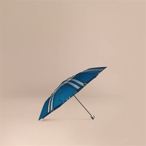 Check Folding Umbrella in Sand 